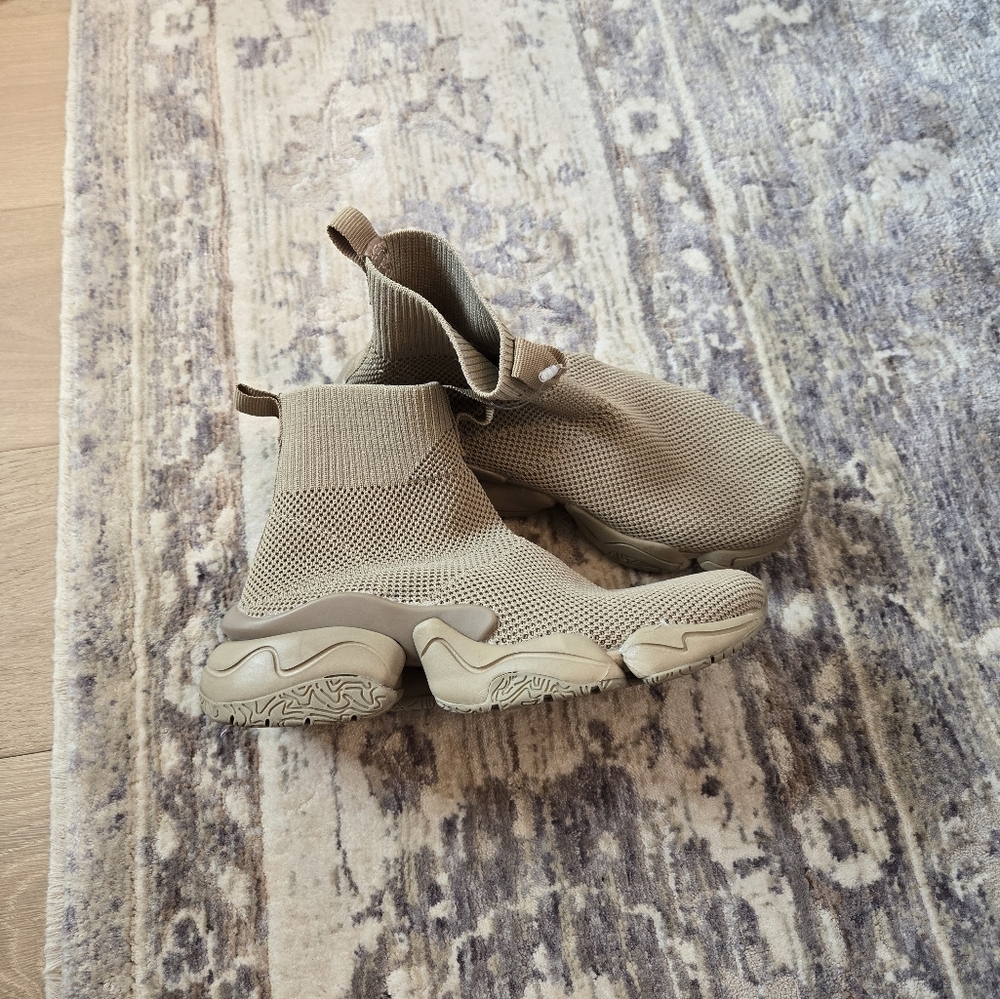New boys Zara combat look boot size 31